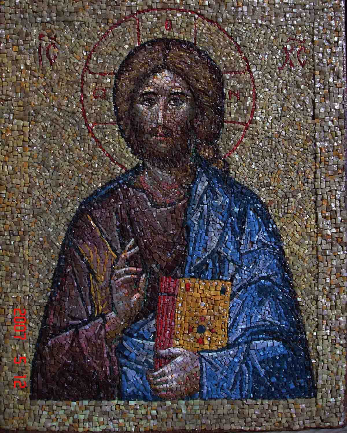 мозаическая икона на дереве иисус христос поясной